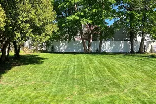 110 Ballard Dr, West Hartford, CT 06119 - Photo 31