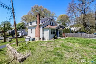 25 Maplewood Ave, Westport, CT 06880 - Photo 5