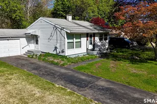 118 Bradley Terrace, Derby, CT 06418 - Photo 3