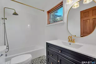72 Inchcliffe Dr, Ledyard, CT 06335 - Photo 21