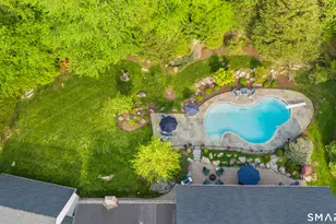 38 Brodwood Dr, Stamford, CT 06902 - Photo 37