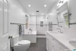 38 Brodwood Dr, Stamford, CT 06902 - Photo 19