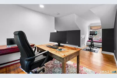 38 Brodwood Drive, Stamford, CT 06902 - Photo 27