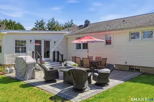 71 Maple Ave, Old Saybrook, CT 06475 - Photo 17