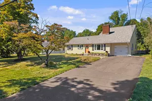 165 Brown St, Middletown, CT 06457 - Photo 3