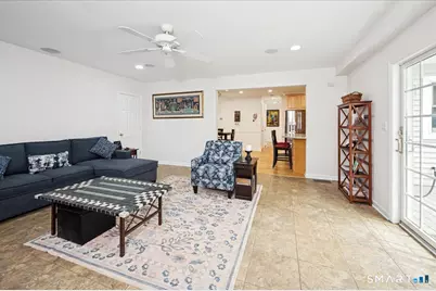 293 Bouton Street West, Stamford, CT 06907 - Photo 9