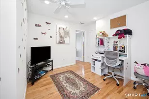 293 Bouton St W, Stamford, CT 06907 - Photo 25