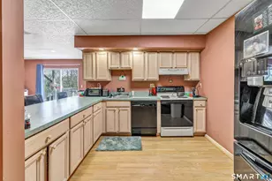 18 Hickory Hill, Shelton, CT 06484 - Photo 25