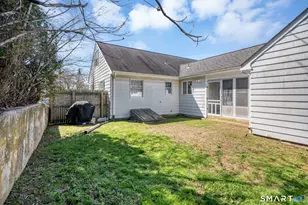 79 Longview St, Waterford, CT 06385 - Photo 9