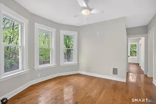95 Parrott Ave, Bridgeport, CT 06606 - Photo 5