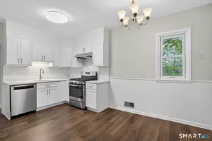 95 Parrott Ave, Bridgeport, CT 06606 - Photo 11