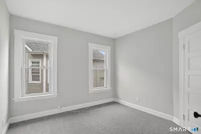 95 Parrott Avenue, Bridgeport, CT 06606 - Photo 7