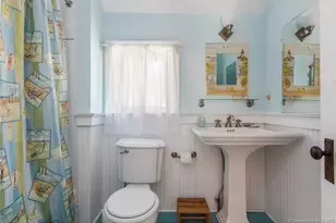 25 Dorr St, Branford, CT 06405 - Photo 9