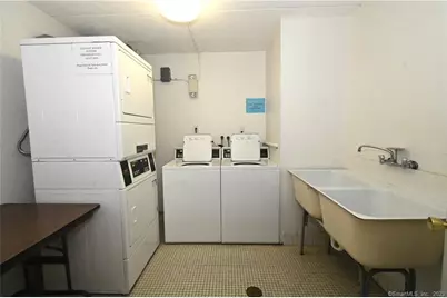 27 Northill Street #6U, Stamford, CT 06907 - Photo 25