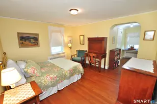 102 Ridgewood Rd, West Hartford, CT 06107 - Photo 25