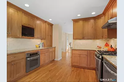 4490 Madison Avenue, Trumbull, CT 06611 - Photo 13