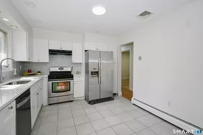 12 Crane Place, Simsbury, CT 06070 - Photo 3
