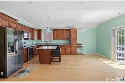 49 Allen Street, New Britain, CT 06053 - Photo 5