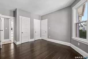 362 Sigourney St, Hartford, CT 06112 - Photo 35
