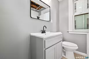 362 Sigourney St, Hartford, CT 06112 - Photo 11