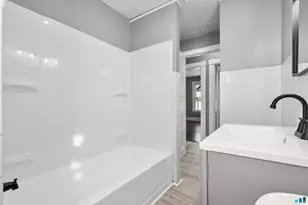 362 Sigourney St, Hartford, CT 06112 - Photo 33