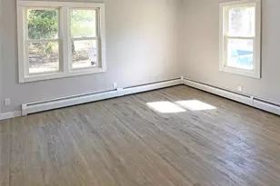 5 Tibbals Bridge Rd, Madison, CT 06443 - Photo 11