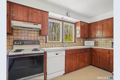 5279 Madison Avenue, Trumbull, CT 06611 - Photo 7