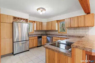 68 Tawney Dr, Bethany, CT 06524 - Photo 11