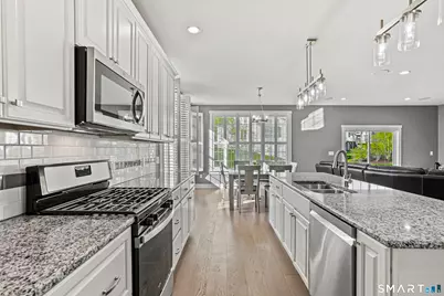 19 Enclave Circle #19, Newtown, CT 06470 - Photo 17
