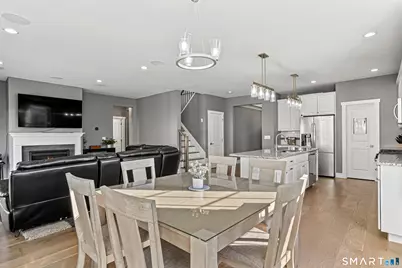 19 Enclave Circle #19, Newtown, CT 06470 - Photo 3