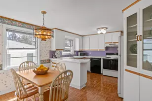 178 Clifton Ave, West Hartford, CT 06107 - Photo 17