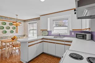 178 Clifton Ave, West Hartford, CT 06107 - Photo 13