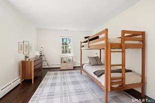 107 Barclay Dr, Stamford, CT 06903 - Photo 23