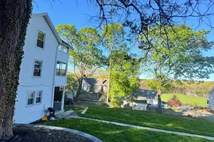 33-35 New St, Shelton, CT 06484 - Photo 3