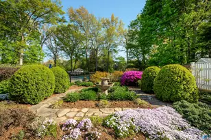 58 Knollwood Ln, Darien, CT 06820 - Photo 35