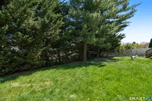 48 Dean St, Stamford, CT 06902 - Photo 17