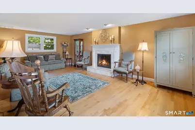 152 Surrey Drive, Wethersfield, CT 06109 - Photo 5