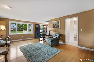 152 Surrey Dr, Wethersfield, CT 06109 - Photo 7
