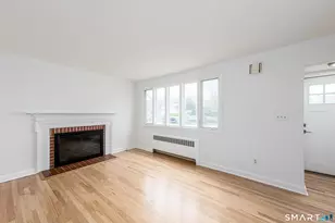 520 Goldenrod Ave, Bridgeport, CT 06606 - Photo 5