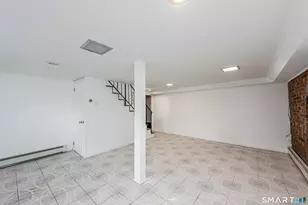 520 Goldenrod Ave, Bridgeport, CT 06606 - Photo 23