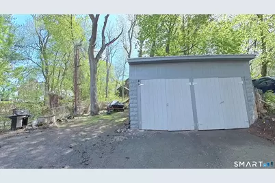 126 Willow Street, Meriden, CT 06450 - Photo 29