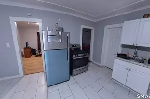126 Willow St, Meriden, CT 06450 - Photo 17