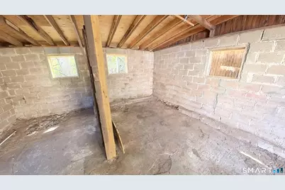 126 Willow Street, Meriden, CT 06450 - Photo 33