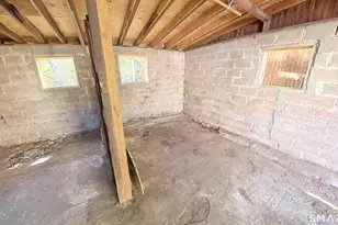 126 Willow St, Meriden, CT 06450 - Photo 33