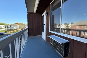 69 Cove Rd, Stamford, CT 06902 - Photo 7