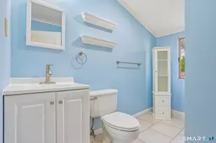 1572 Whitney Ave, Hamden, CT 06517 - Photo 13