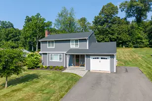 27 Wooding Rd, Wallingford, CT 06492 - Photo 1