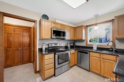 14 Hampden Place, Windsor, CT 06095 - Photo 23