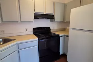 52 Atwood St, Hartford, CT 06105 - Photo 5