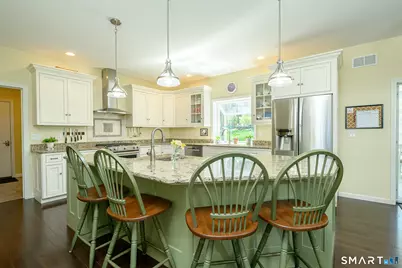 10 Heritage Road, Putnam, CT 06260 - Photo 9